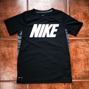Nike t-shirt